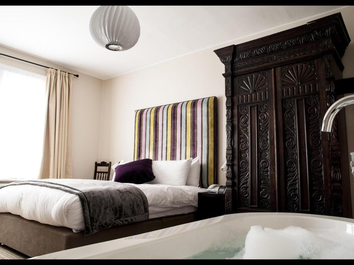 The Red Lion Hotel Whittlesford Room photo